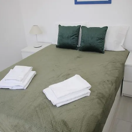 A Casa Santos Nicolau 세투발